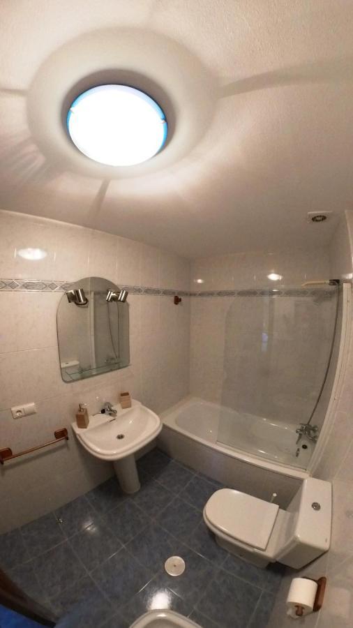 Apartamento Playa De La Atalaya Рибадесела Екстериор снимка